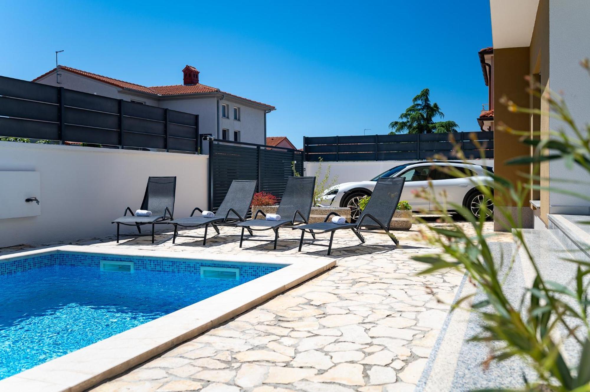 Villa Sunce プーラ エクステリア 写真